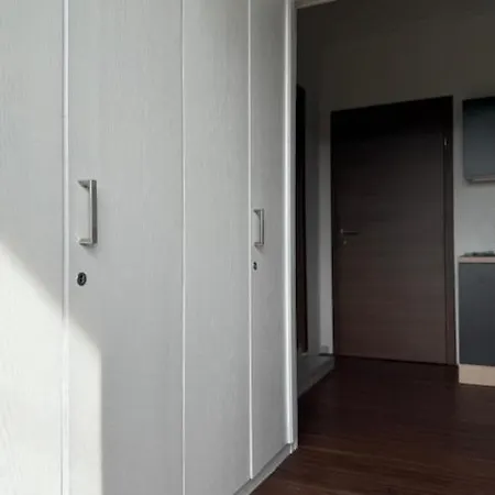 Maximilian Apartment *